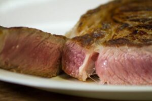 ¿Cómo saber si la carne este bien cocida?