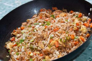 ¿Cómo se llama el arroz frito de la comida china?