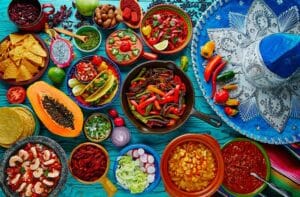 ¿Cuáles son los principales ingredientes de la comida mexicana?